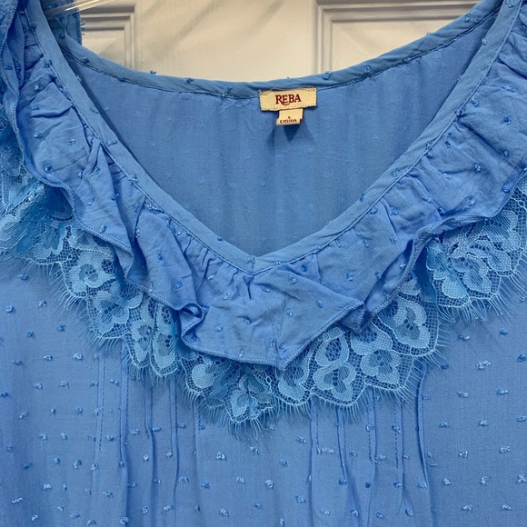 Beautiful Size Large Reba Blouse. Excellent condition  Like new - Picture 2 of 3